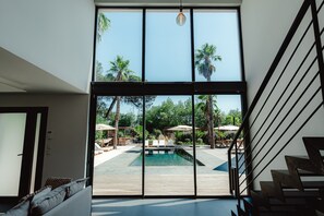 Interior - Villa Ryx with Pool, Sea View, Wi-Fi, and Air Conditioning (Grimaud)