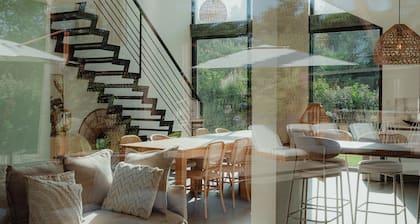 Villa Ryx mit Pool, Meerblick, WLAN und Klimaanlage
