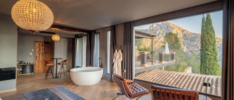 Executive Room | In-room safe, soundproofing, free WiFi, bed sheets