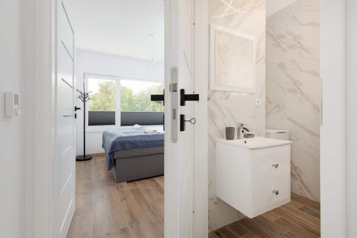 2 makuuhuonetta, silitysrauta/-lauta, Wi-Fi, vuodevaatteet