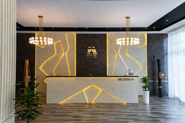 Reception - Macan Terrace Hotel (Tashkent)