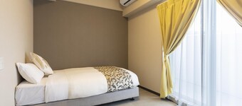 Mr.KINJO En ISHIGAKI