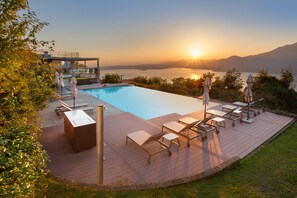 Pool - Villa GEMMMA with Private Pool (Torri del Benaco)