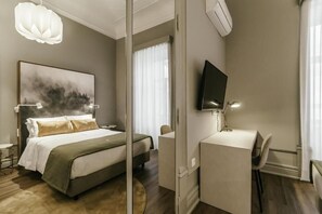 4 camere