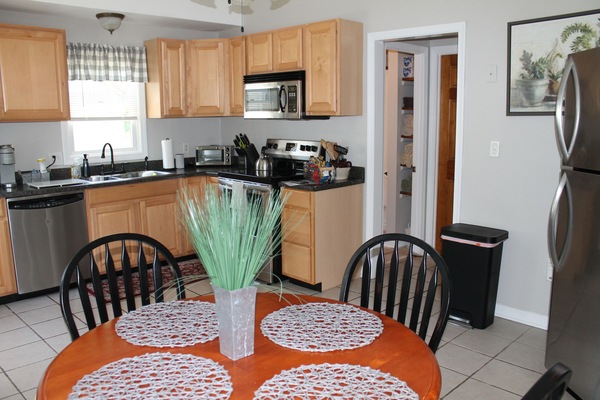 ميكروويف، فرن، موقد طهي مسطح، غسالة أطباق