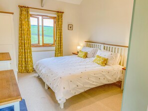 2 bedrooms, individually decorated, individually furnished, free WiFi - Kestrel, 19 Dartmouth Green (Totnes)