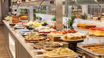 Desayuno buffet incluido todos los días