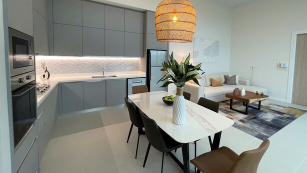 Villa Luxe, 3 chambres, piscine privée | Cuisine privée | Réfrigérateur, micro-ondes, four, plaque de cuisson