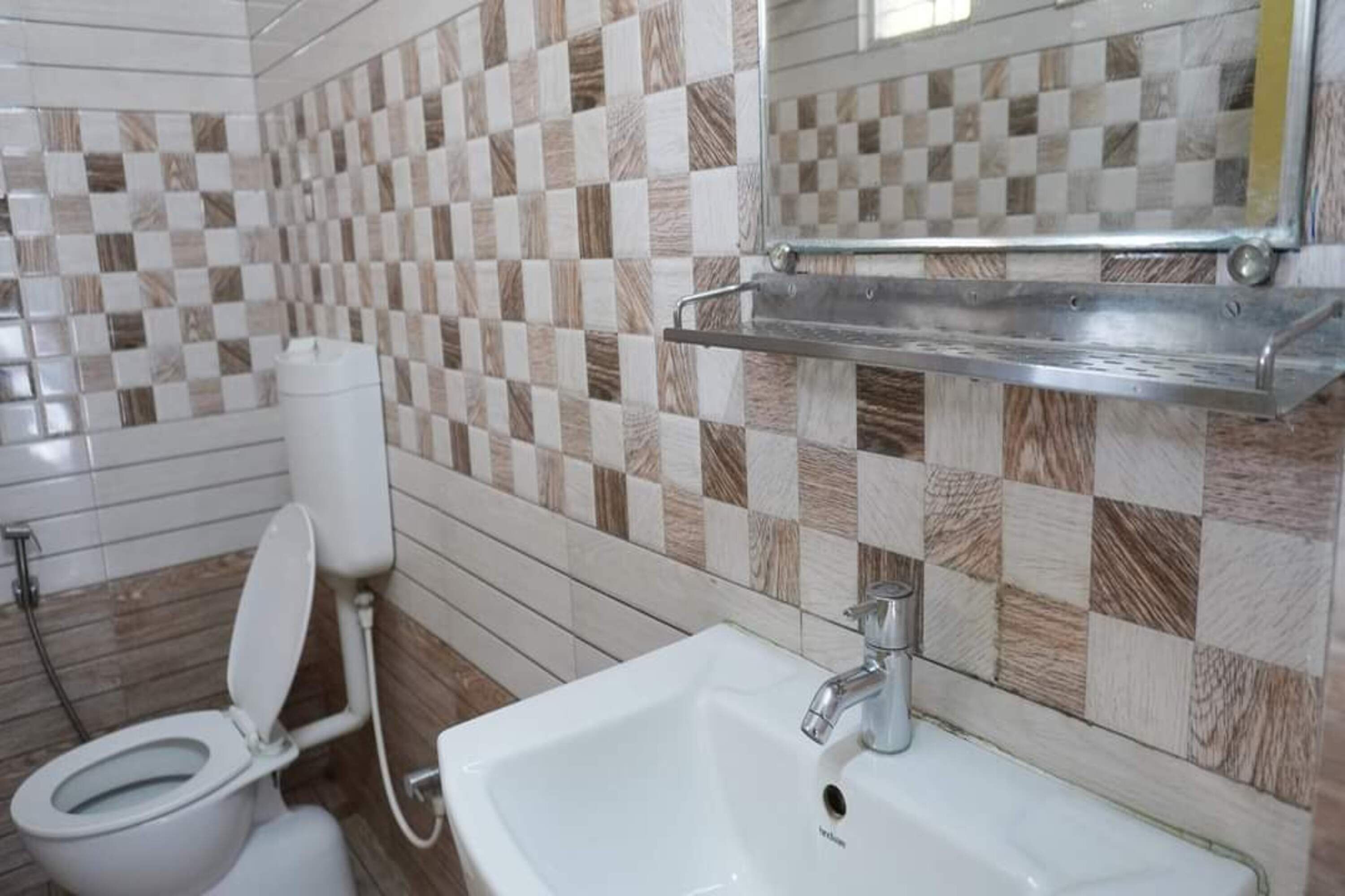 Shower, rainfall showerhead, towels, soap