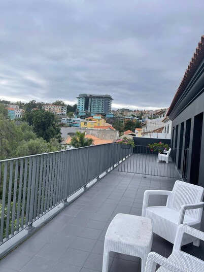 Beautiful apartment with seaview in Funchal center