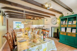 村舍 | 私人厨房 | 冰箱、电热水壶、烤面包机、厨具/餐具