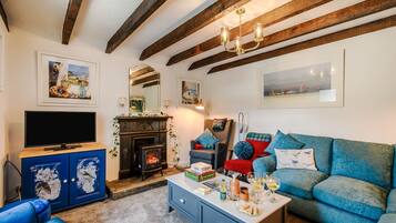 Cottage | Living room | TV