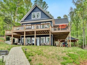 Exterior - WATERFRONT HOME! Sleeps 10!  Come Visit 'Friendship Cove'! (Huddleston)