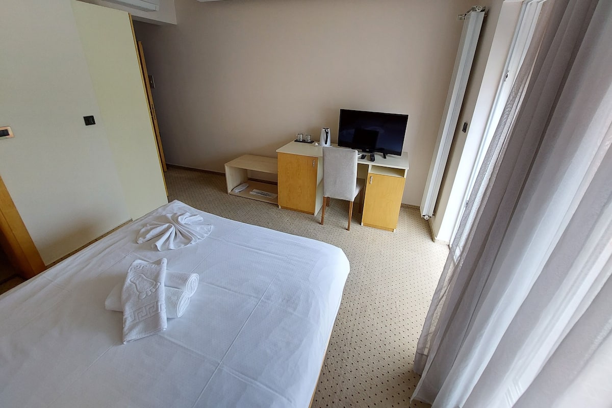 Blackout curtains, iron/ironing board, free WiFi, bed sheets