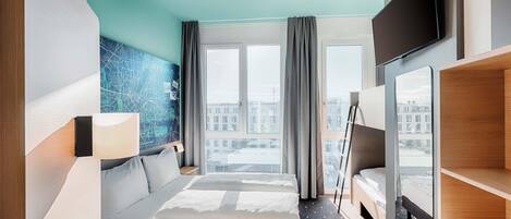 Familienzimmer, Nichtraucher | Schreibtisch, schallisolierte Zimmer, kostenloses WLAN, Bettwäsche