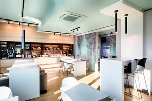 Daily buffet breakfast (EUR 13.9 per person)