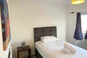 3 室のベッドルーム、WiFi