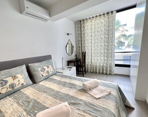 2 chambres, fer et planche Ă repasser, Wi-Fi gratuit, draps fournis