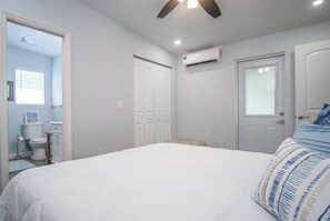 2 chambres, fer et planche à repasser, Wi-Fi gratuit, draps fournis