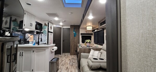 Interior - Hidden gem in Key Largo, bunk room, outdoor kitchen, 2 pools, laundry, 2 beaches (Key Largo)