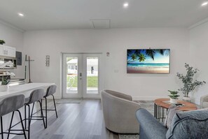 TV, offices - Charming Downtown Retreat with Private Units (Bonita Springs)