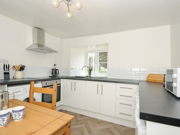 Cottage | Interior