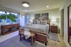 2 chambres, fer et planche à repasser, Wi-Fi, draps fournis