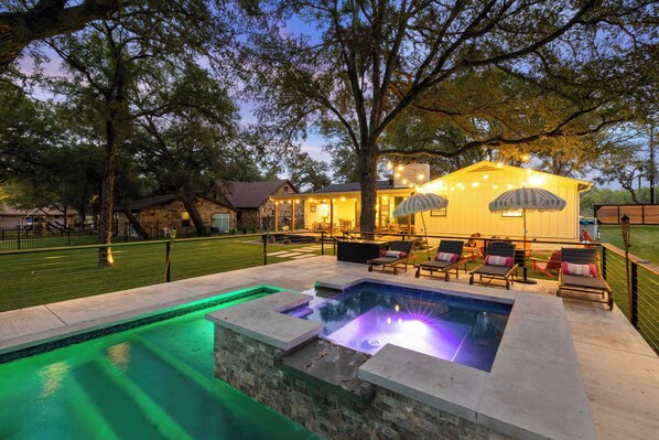 Outdoor pool, a heated pool