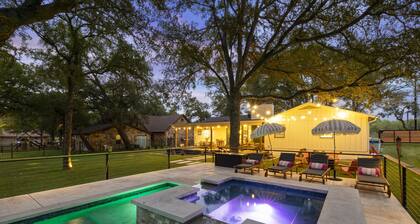 The Creek Villa | Heated Pool & Spa | Boat Slip