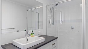 Badewanne, Haartrockner