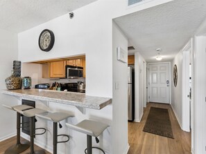 Breakfast Bar - Seating - Ocean Breeze East #303 | Beach Access, Pool! (Perdido Key)