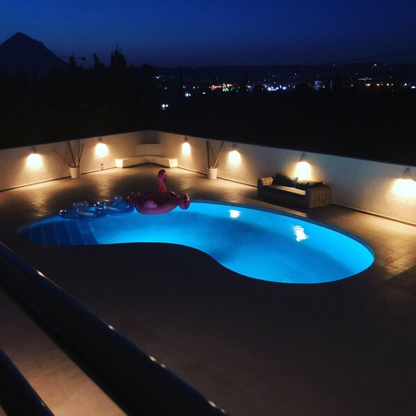 Piscine extérieure