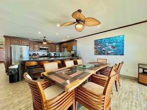 Dining - Roatan Beach House - West Bay Beachfront (Islas de la Bahia)