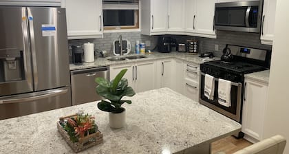 Penthouse Suite—Steps from Mayo Clinic Hospital