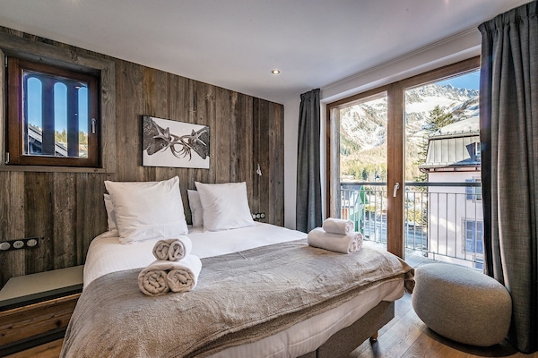 4 bedrooms, internet, bed sheets