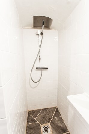 Superior Studio, Ensuite | Bathroom - No 2 Georgian Shared House \- By Clifton Short Lets (Bristol)