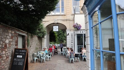 Oakfield Place Townhouse
