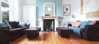 No 13 Georgian Shared House - By Clifton Short Lets