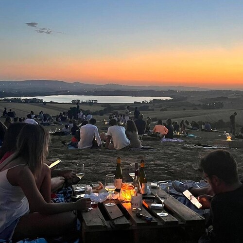 Historic cottage immersed in nature and just a short walk from the lively town  