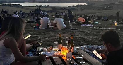 Historic cottage immersed in nature and just a short walk from the lively town