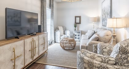 Delta Suite in Sleepy Hollow