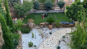 Property grounds - Golden View - A unique romantic sea landscape (Αγία Πελαγία)
