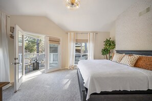 3 bedrooms, iron/ironing board, travel cot, free WiFi