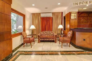 Reception - HOTEL YUVRAJ (Vadodara)