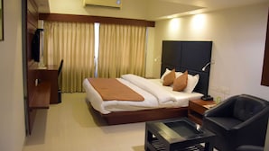 Executive Room, 1 Double Bed, Smoking | In-room safe, iron/ironing board (on request), free WiFi - HOTEL YUVRAJ (Vadodara)