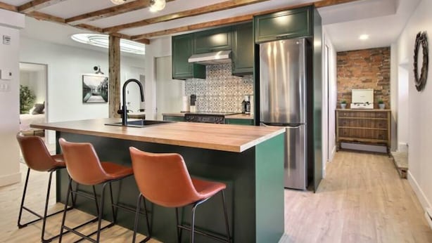 Leilighet – deluxe | Spiseområde på rommet