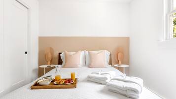 2 間睡房、熨斗/熨衫板、上網