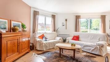 Televisión y reproductor de DVD