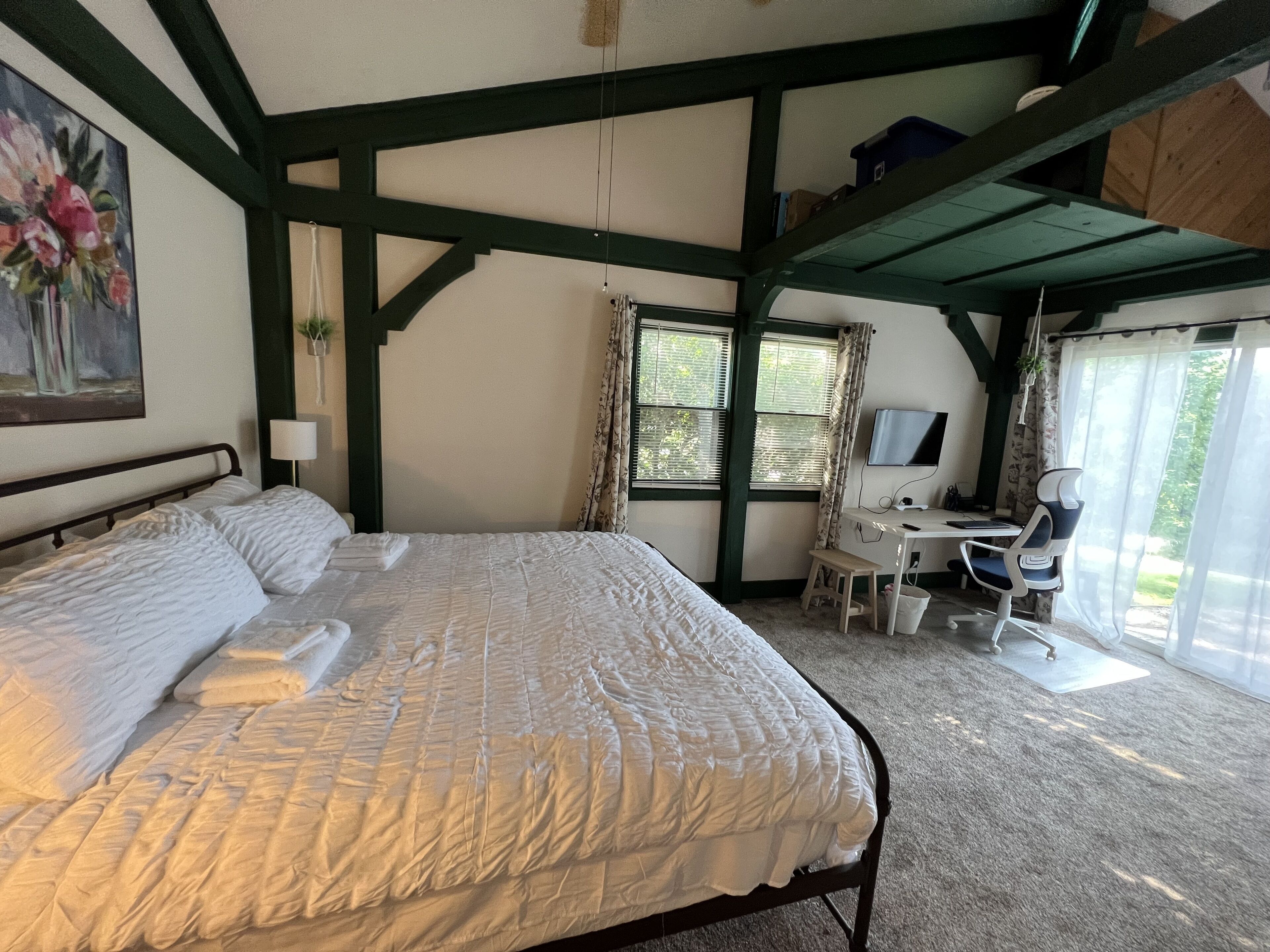 3 chambres, bureau, Wi-Fi gratuit, draps fournis