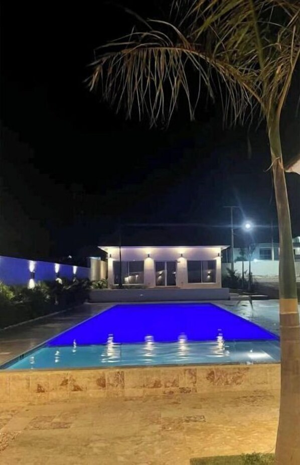 Outdoor pool - Beautiful apartment in Arenas Gardens complex (Punta Cana)